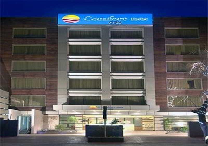 Comfort Inn Gsk Амритсар Екстериор снимка